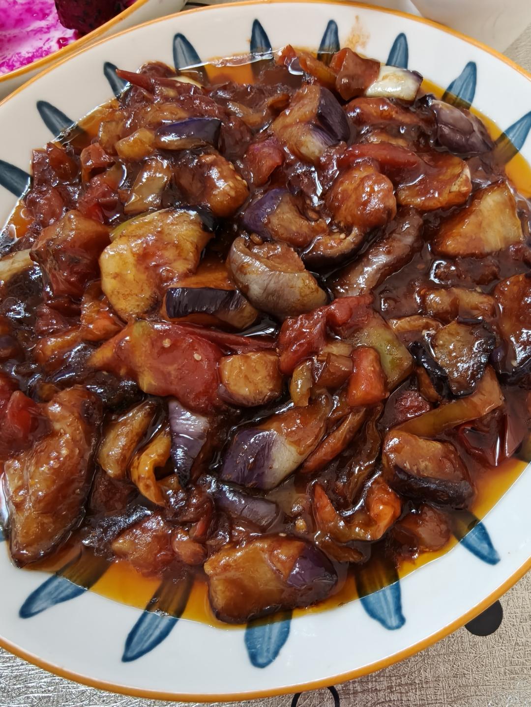 红烧茄子（佐西红柿尖椒）