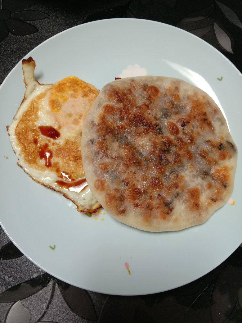 又薄又脆的梅干菜饼