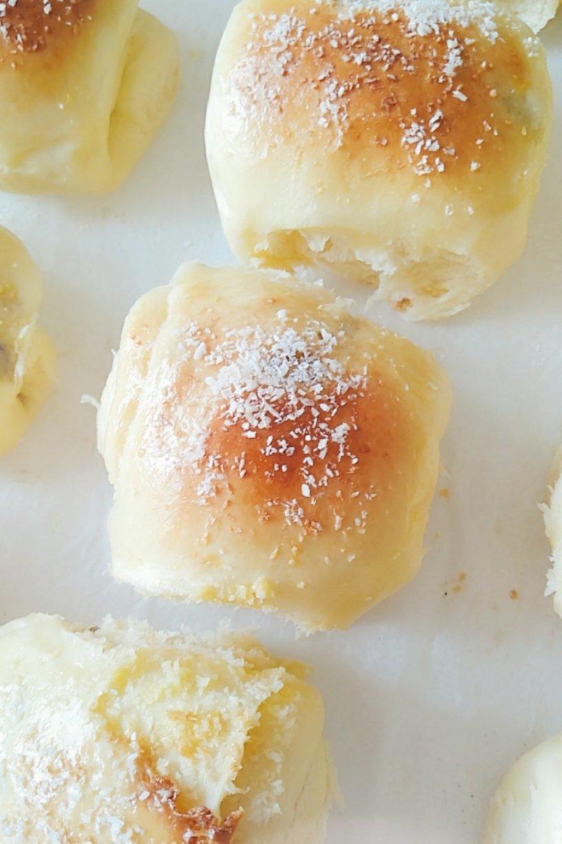 菠萝卡卡77做的椰蓉面包