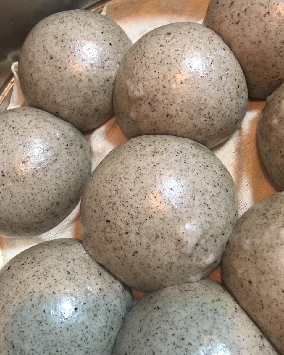 春季补钙✨宝宝辅食之黑芝麻馒头