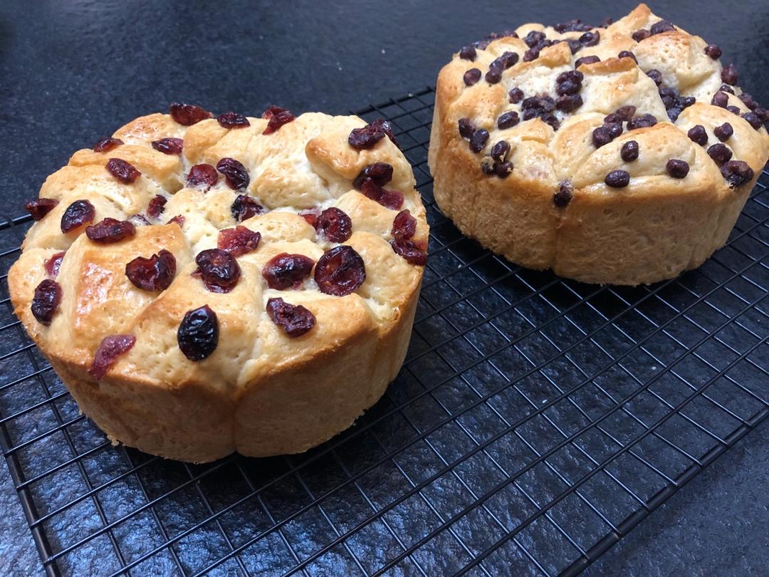 日式香浓炼乳面包