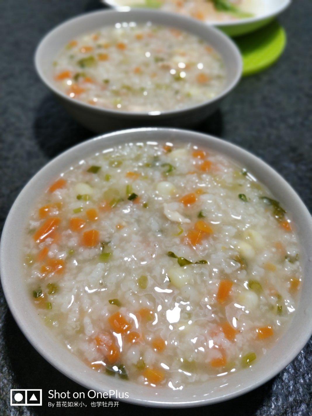鸡肉蔬菜粥