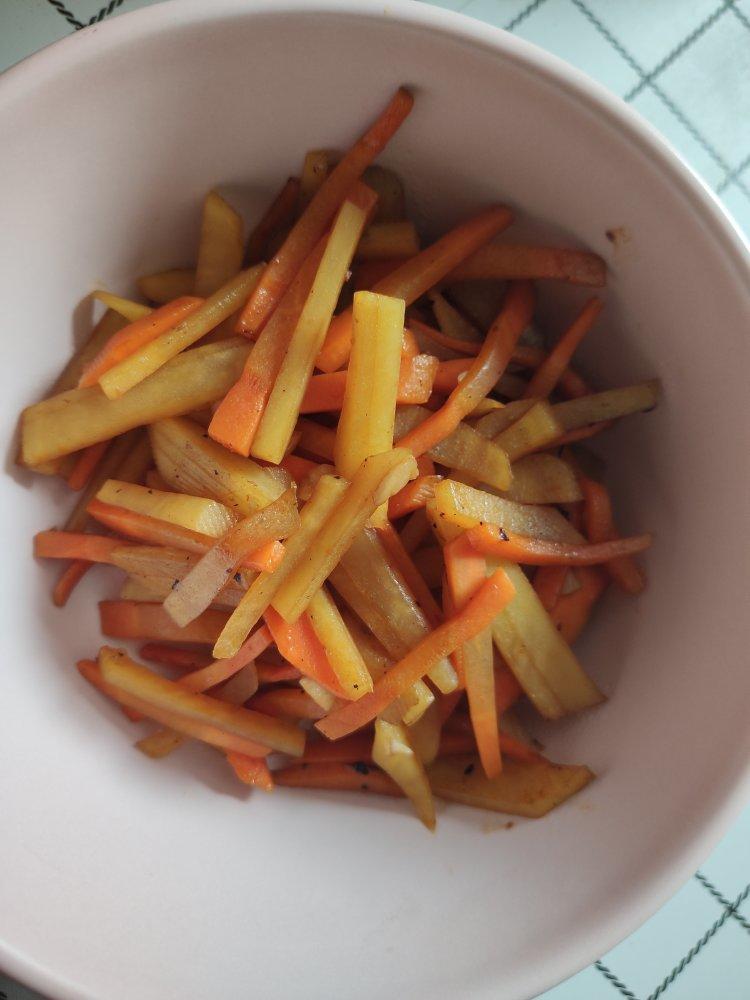 素炒土豆丝胡萝卜丝