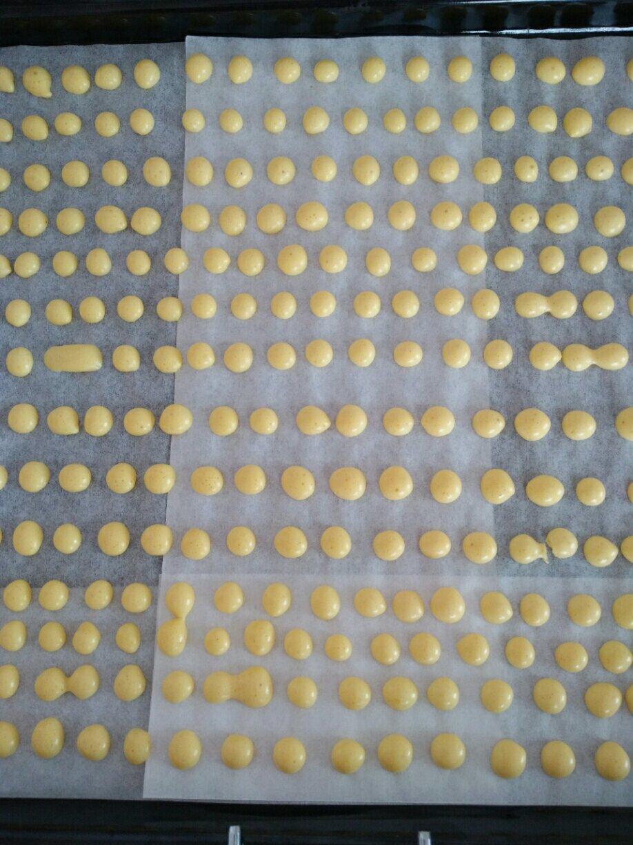 入口即化的无添加蛋黄溶豆