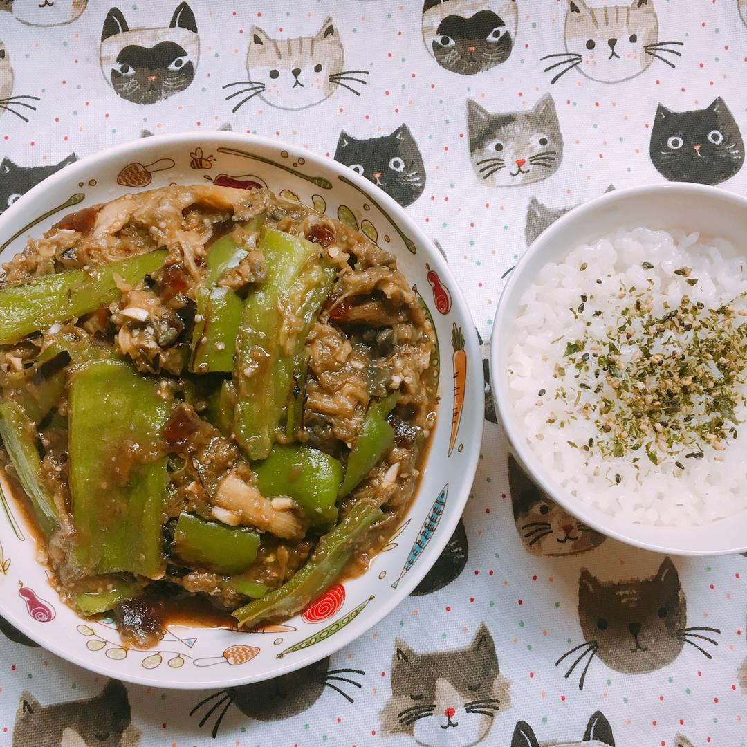 【正宗湘菜】擂辣椒皮蛋