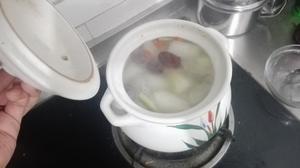 冬瓜薏米骨头汤的做法 步骤5