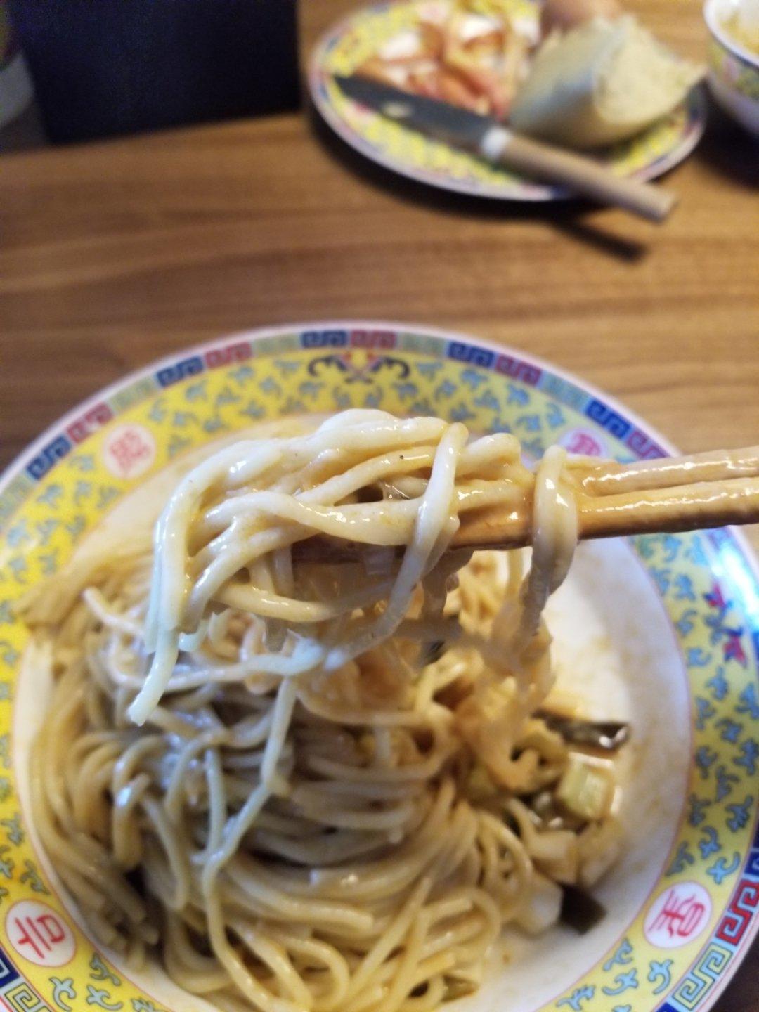 大师级武汉热干面