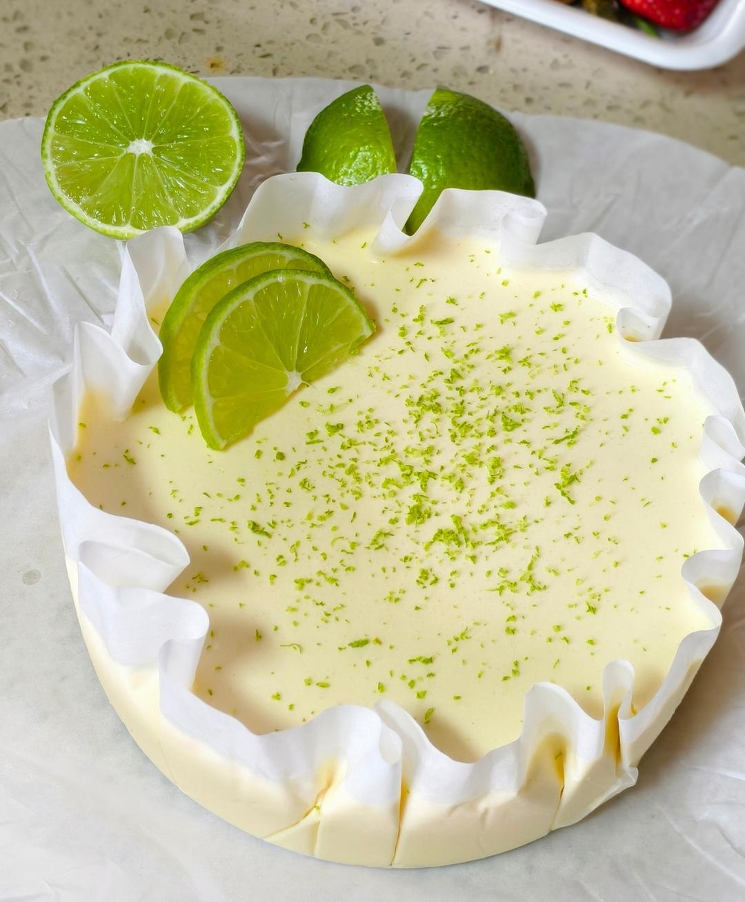 清爽不甜腻 比冰淇淋还好吃 它就是柠檬巴巴露亚蛋糕了！