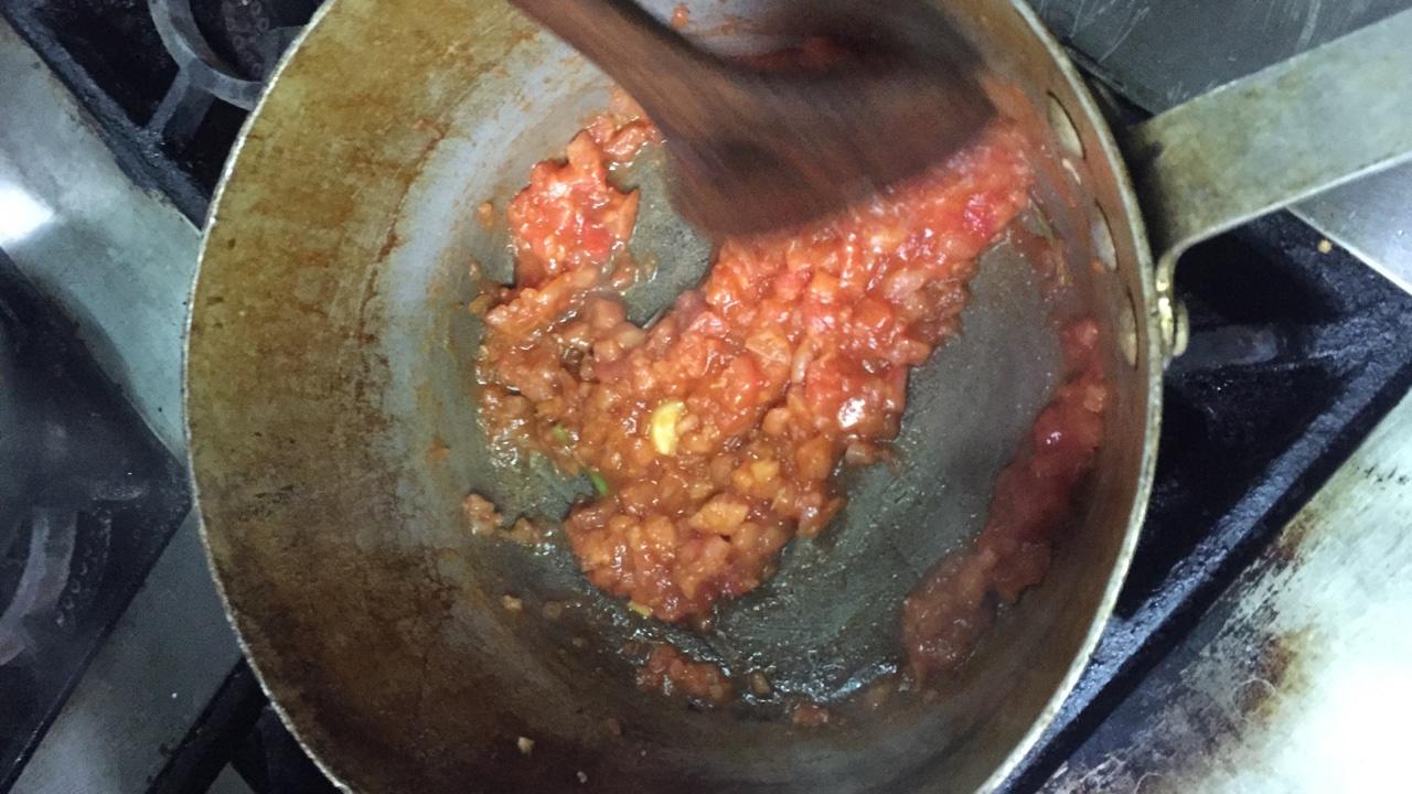 番茄鲷鱼汤的做法 步骤3