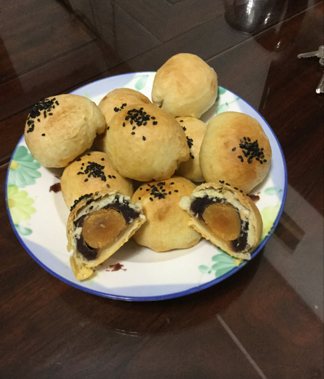 蛋黄酥