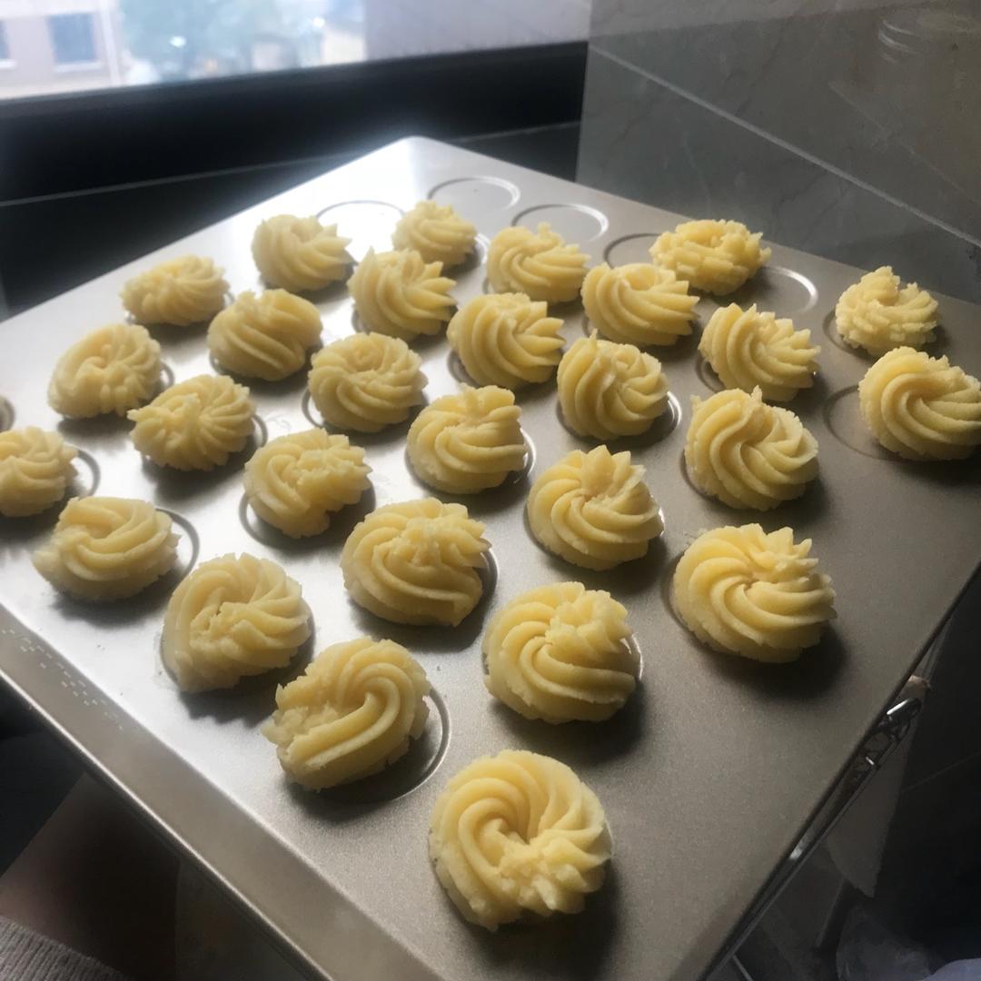 香酥曲奇~爱烘焙的姐姐