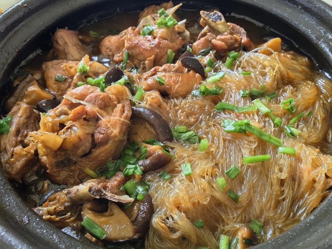 小鸡炖蘑菇