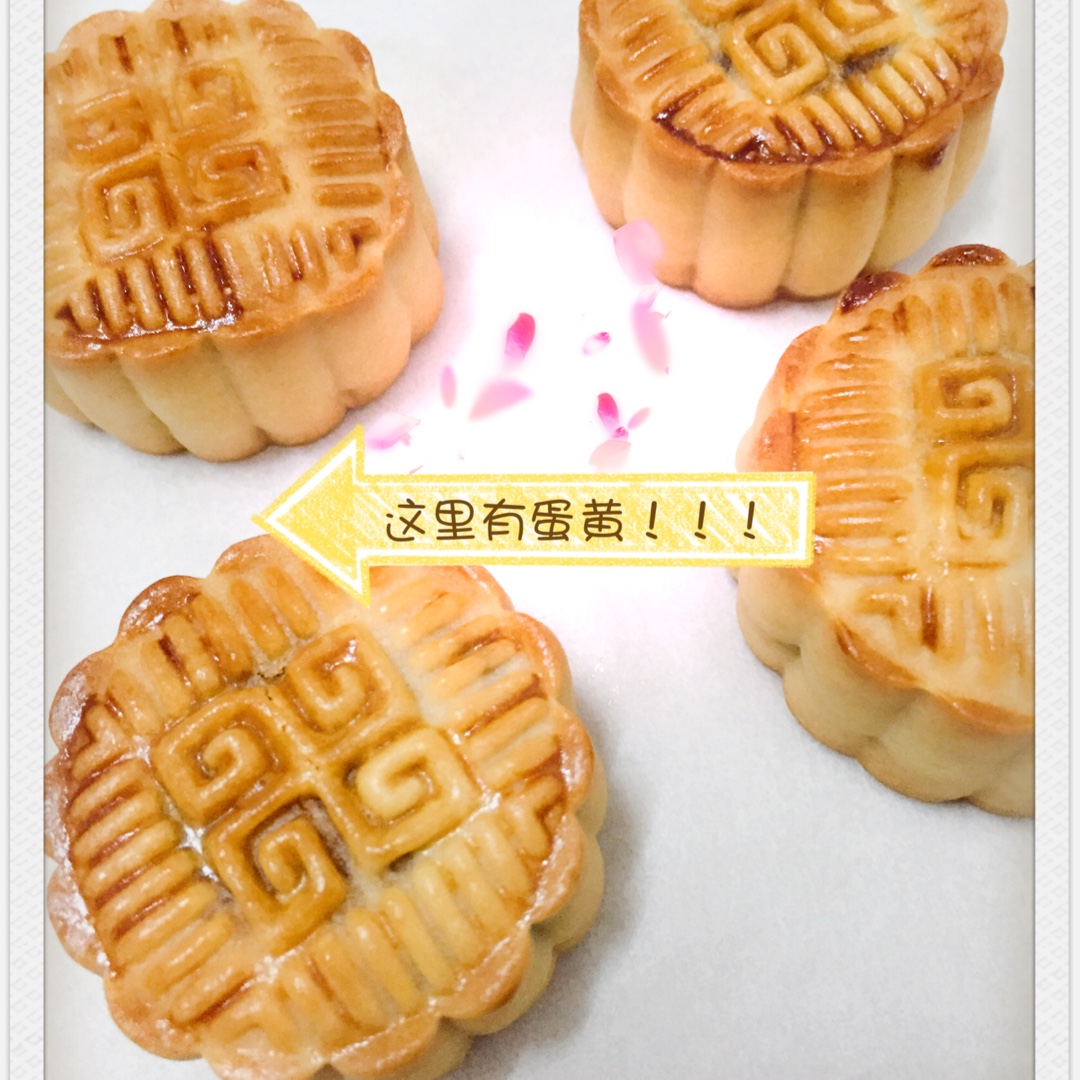 广式月饼—蛋黄莲蓉月饼