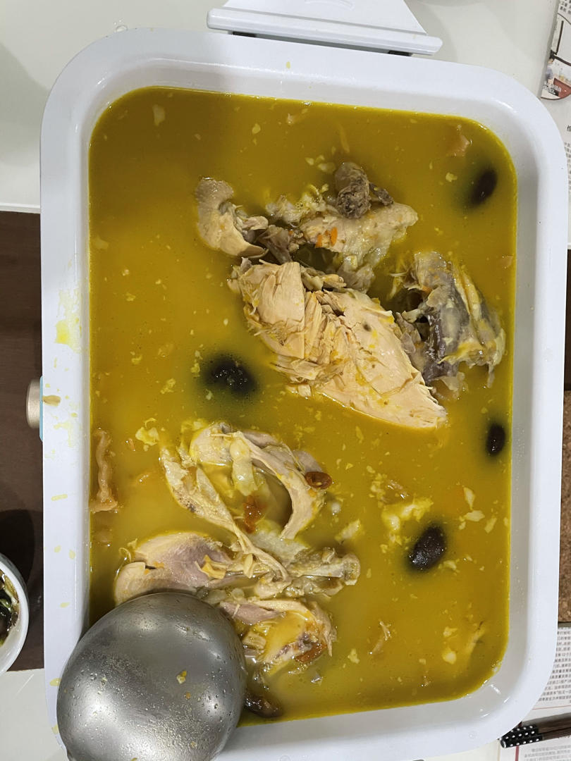 【花胶鸡火锅】