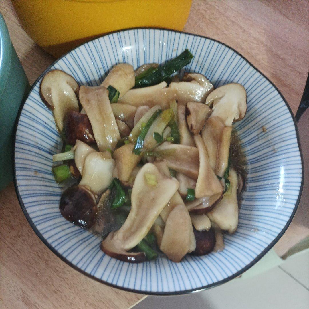 上桌秒光的葱油姬松茸