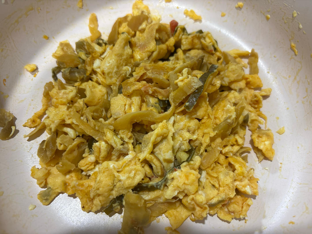 榨菜炒鸡蛋