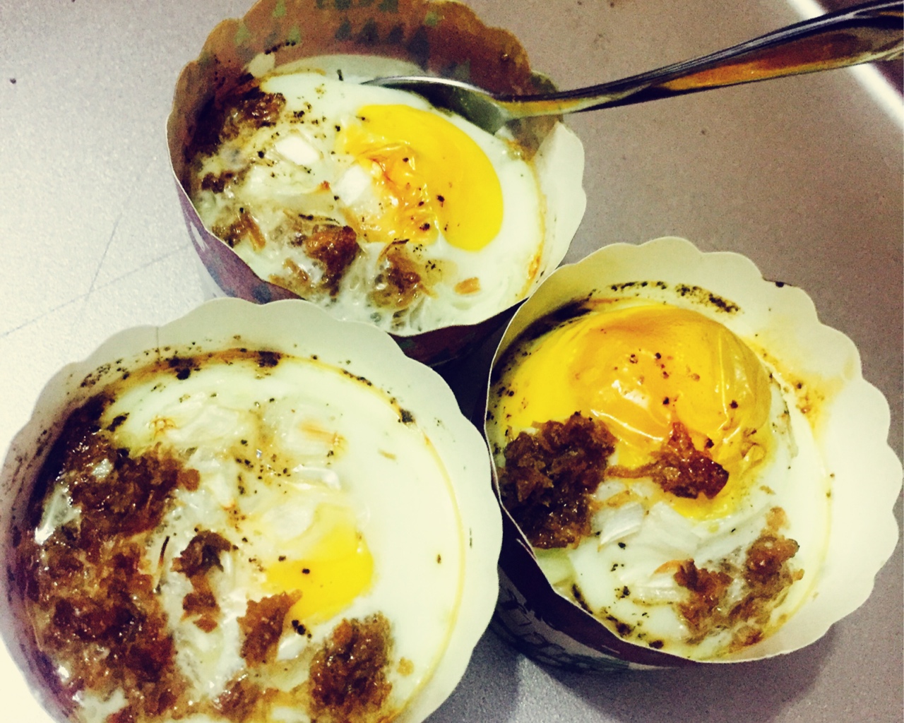 美味早餐：香烤鸡蛋（鸡蛋新吃法）烤箱版