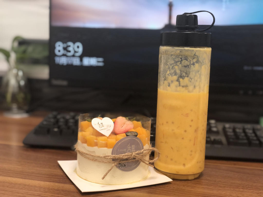 港式甜品——杨枝甘露(芒果西米露)附芒果花切法