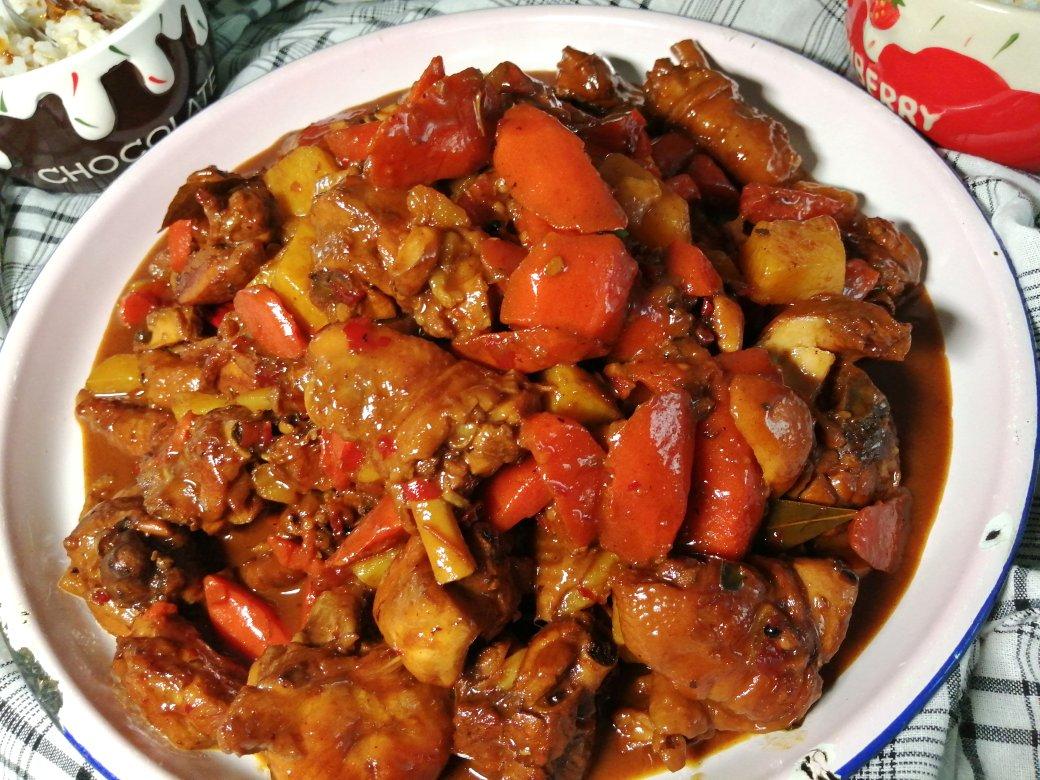 鸡腿炖土豆超级快手菜