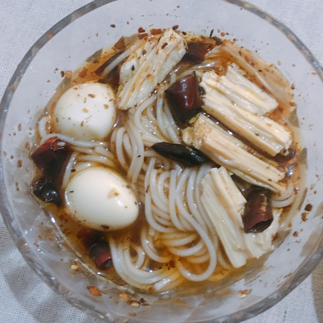 王大厨酸汤面
