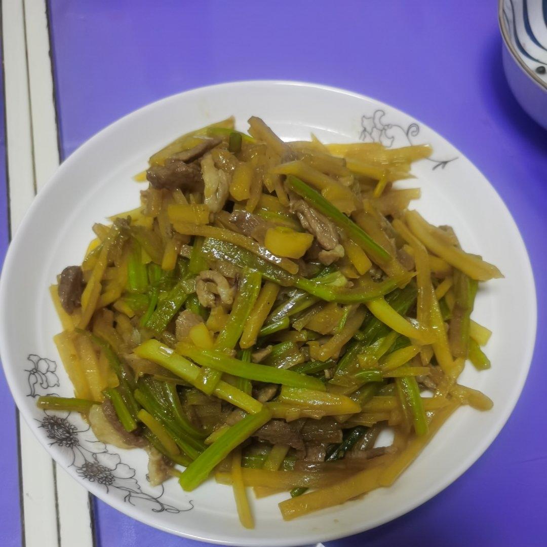 芹菜炒土豆丝