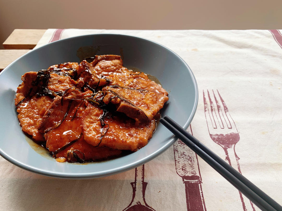 【葱㸆大排】一把小葱，烧出上海最经典的下饭菜！