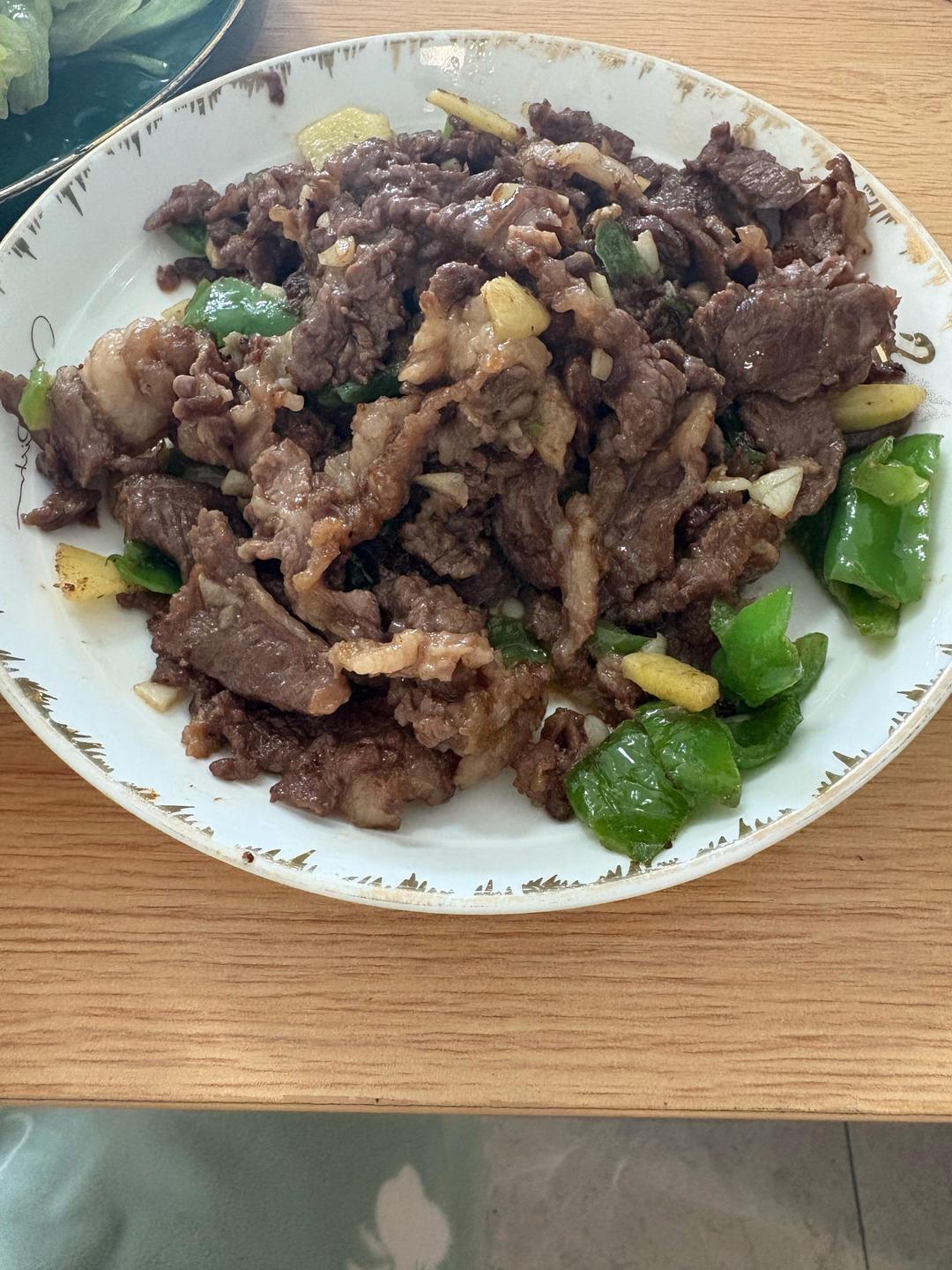 小炒牛肉