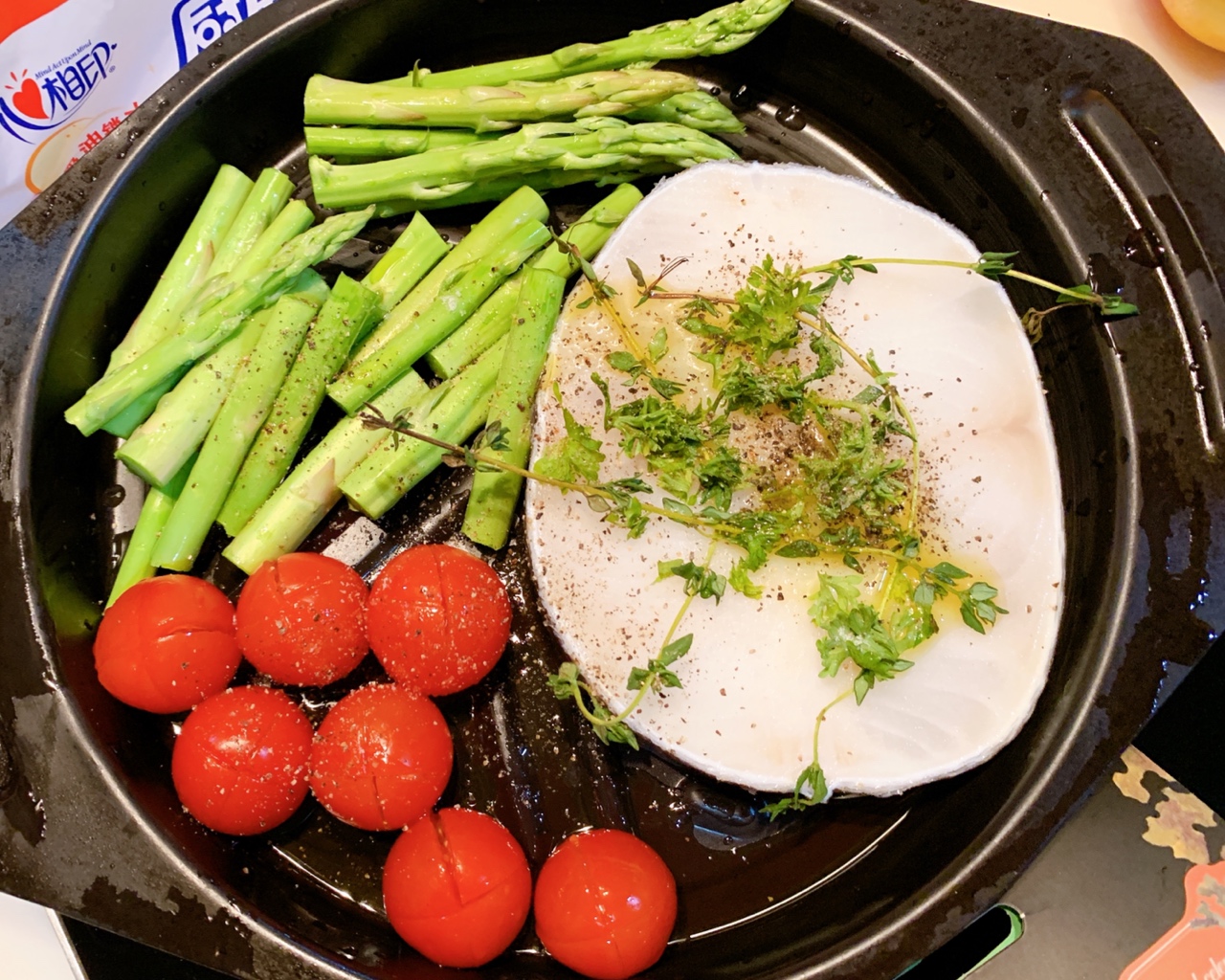 高颜值快手晚餐—千石烤箱烤银鳕鱼的做法