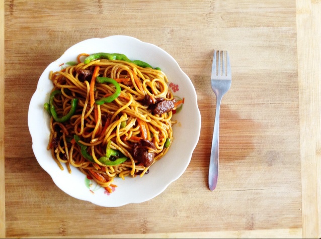 黑椒牛柳炒意面