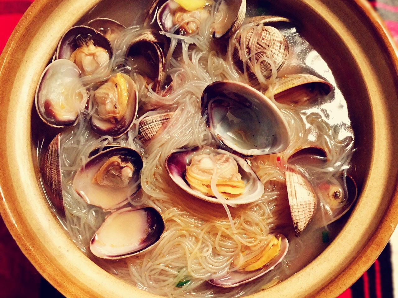 蛤蜊粉丝砂锅的做法