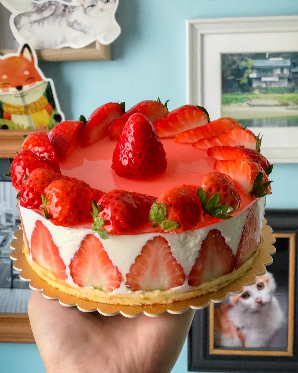 【视频】草莓慕斯蛋糕～抓住草莓季的尾巴
