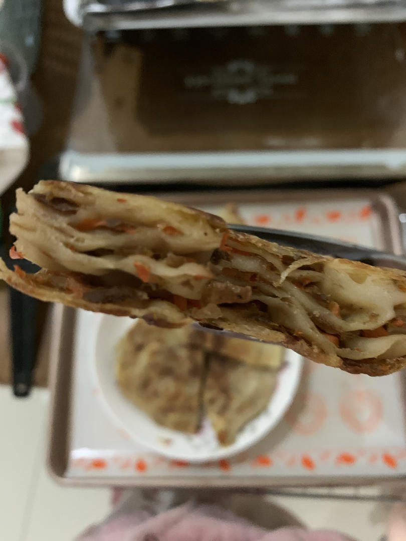 【牛肉千层饼】啊！肉饼！千层！酥香！过瘾！