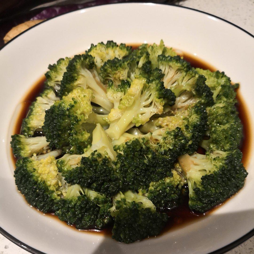 白灼西兰花