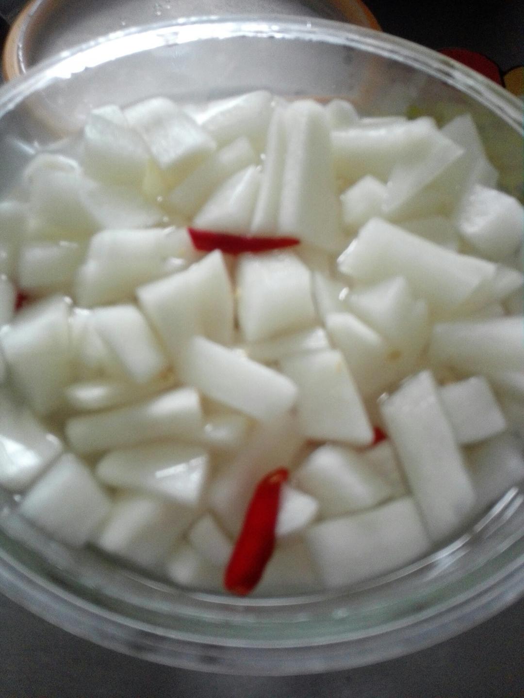 酸甜脆爽腌萝卜