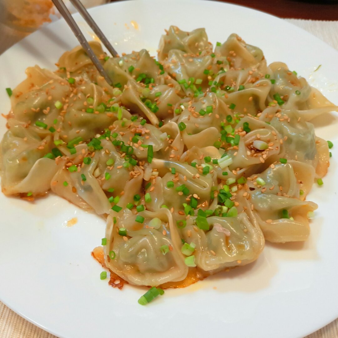 独居食趣-生煎小馄饨