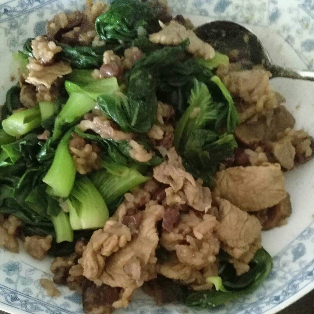 减肥瘦身餐，红豆香菇肉片焖饭