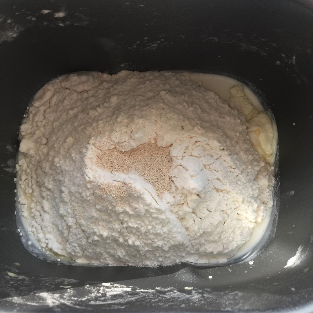 纯奶手撕吐司的做法 步骤1