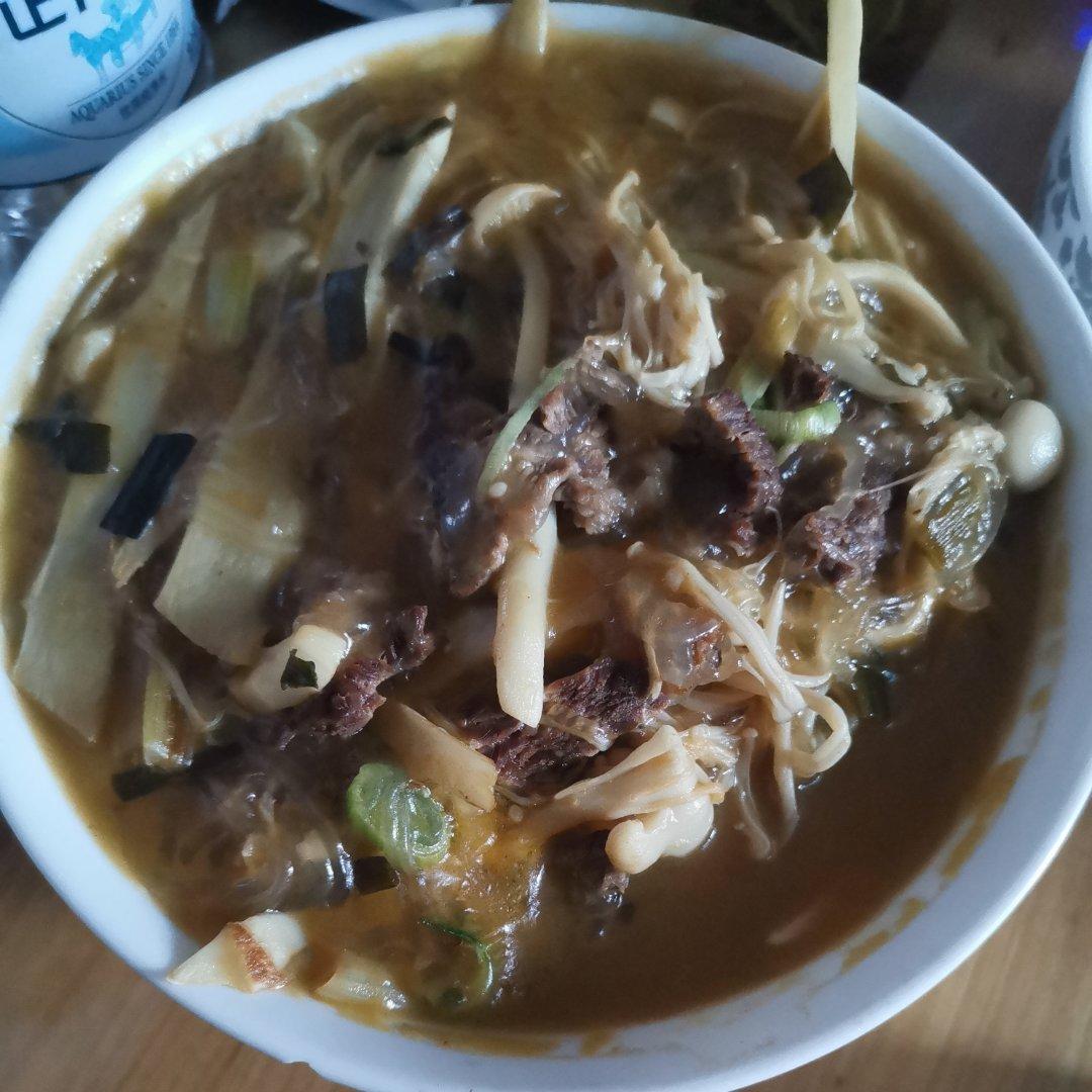 酸汤肥牛