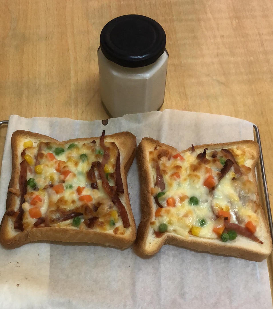 吐司披萨，十分钟快手早餐，简单到极致的神仙搭配