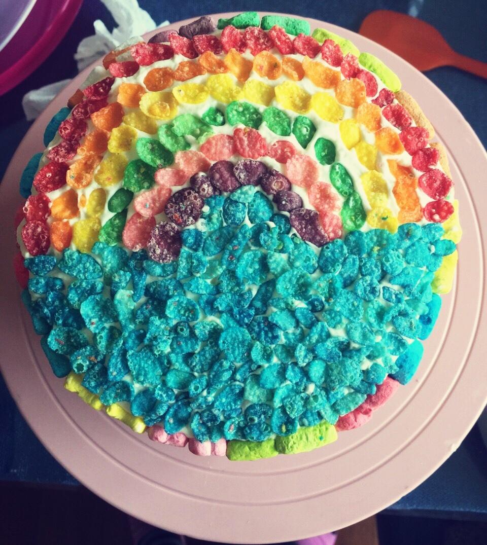 彩虹蛋糕（棉花糖及麦片装饰版）