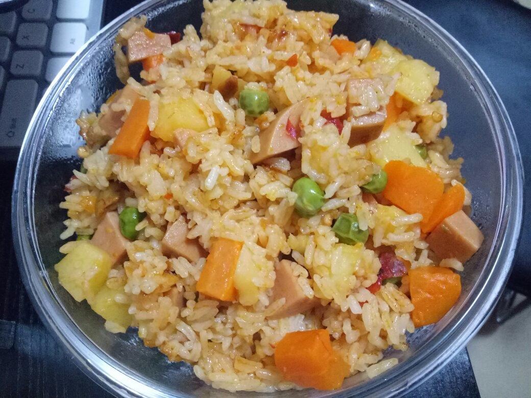 土豆焖饭（电饭锅版）