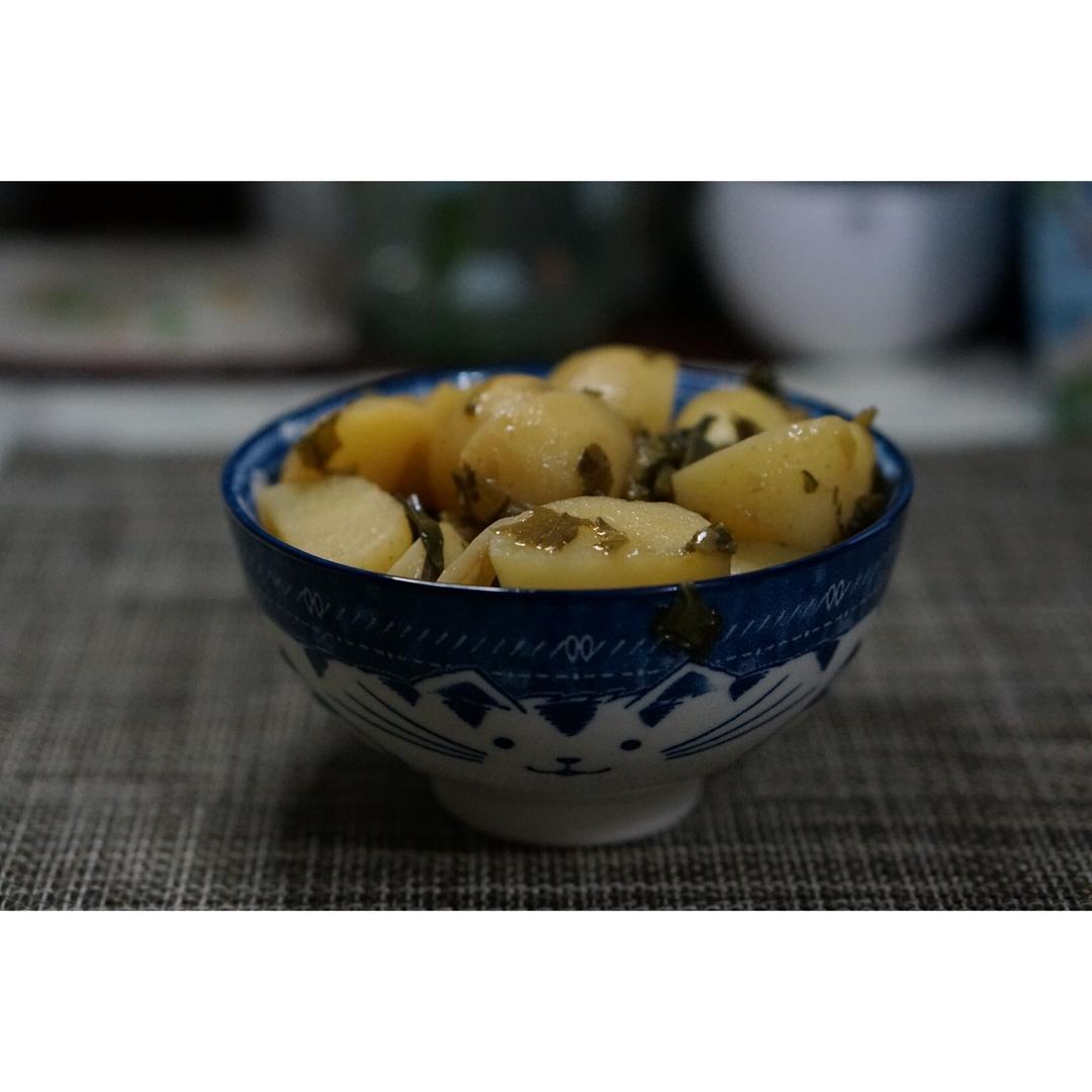 腌菜炒土豆