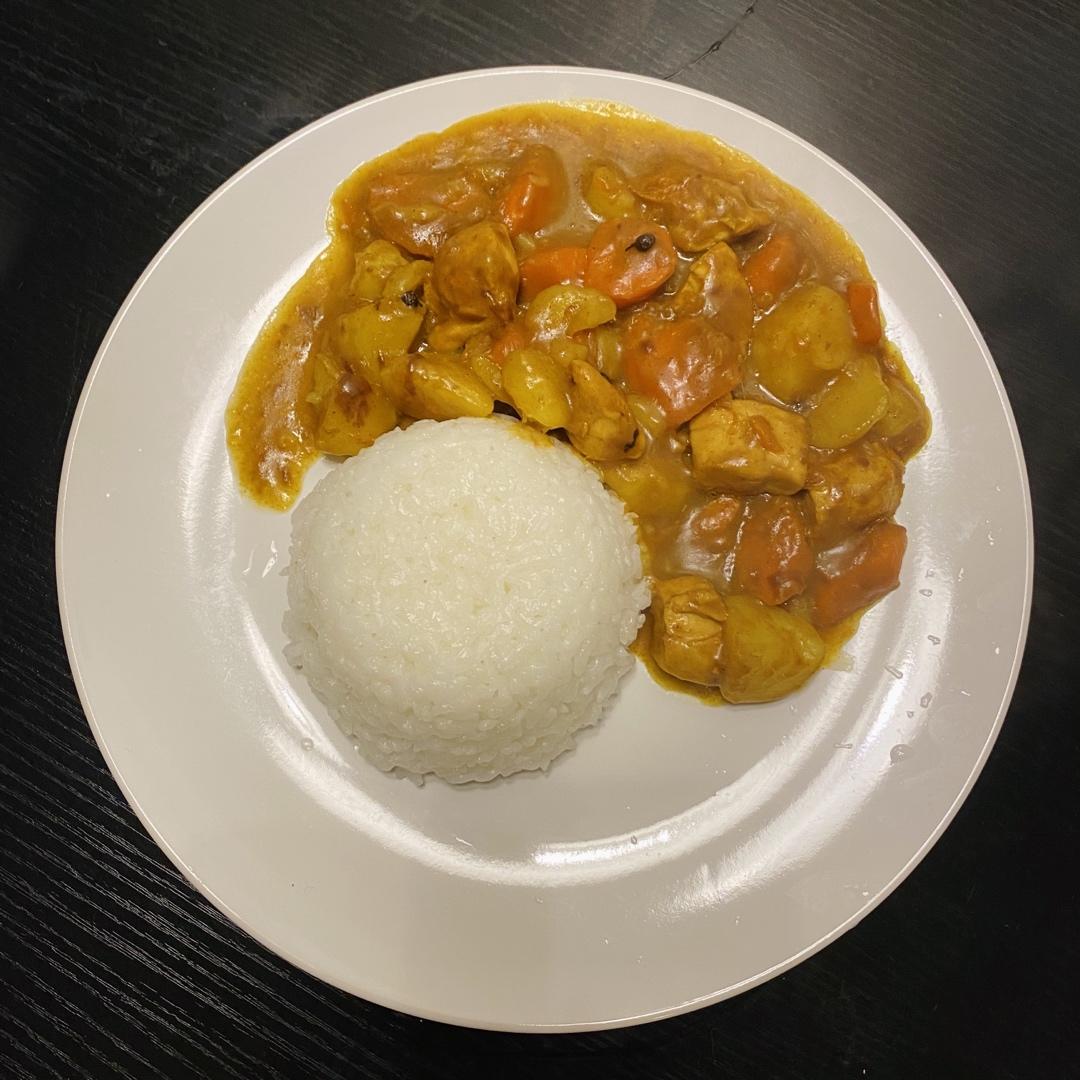 咖喱鸡肉饭