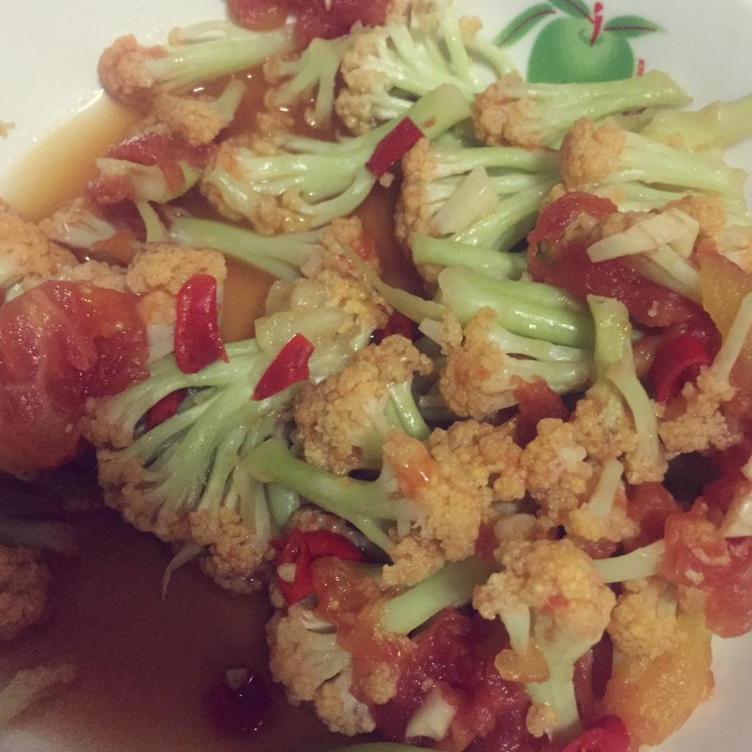 有机花菜炒西红柿
