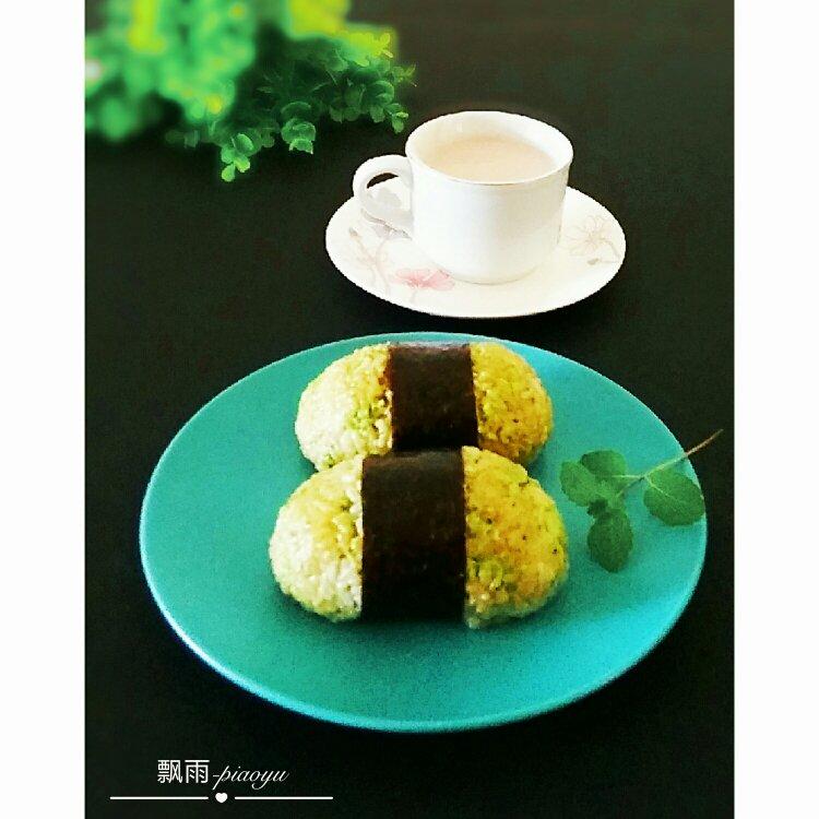 西兰花芝麻饭团【春游踏青】