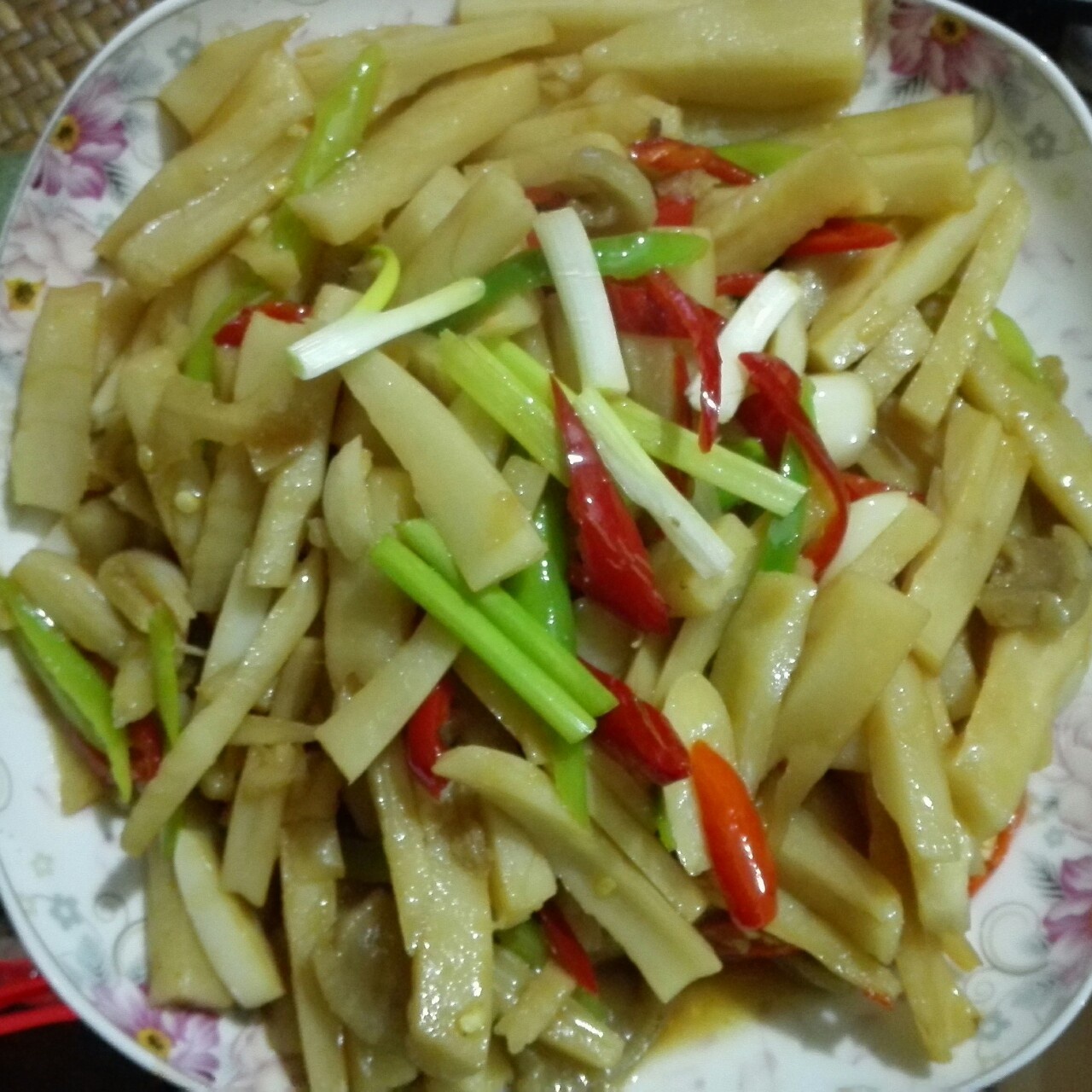 酸辣藕丁