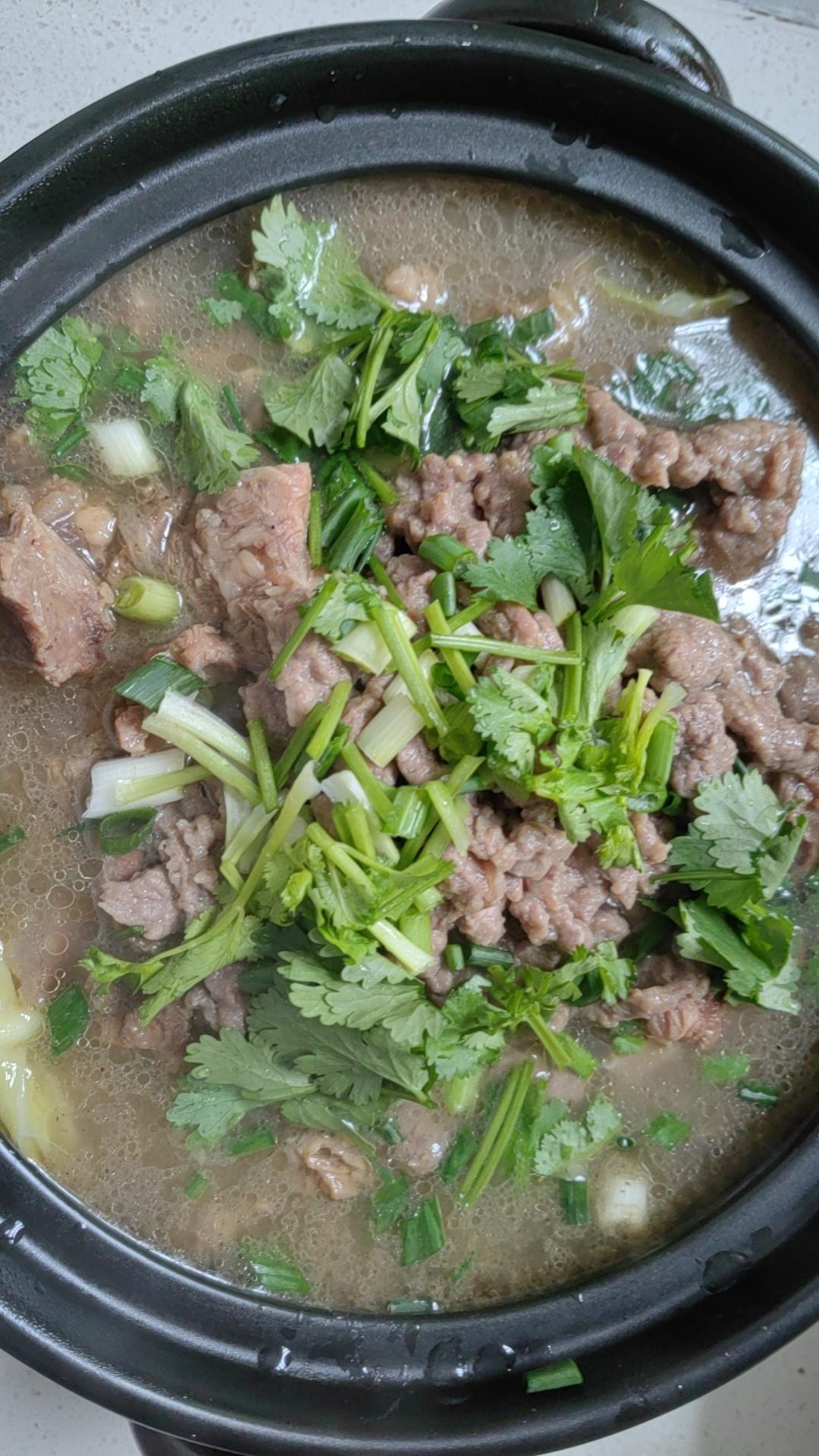 翘脚牛肉