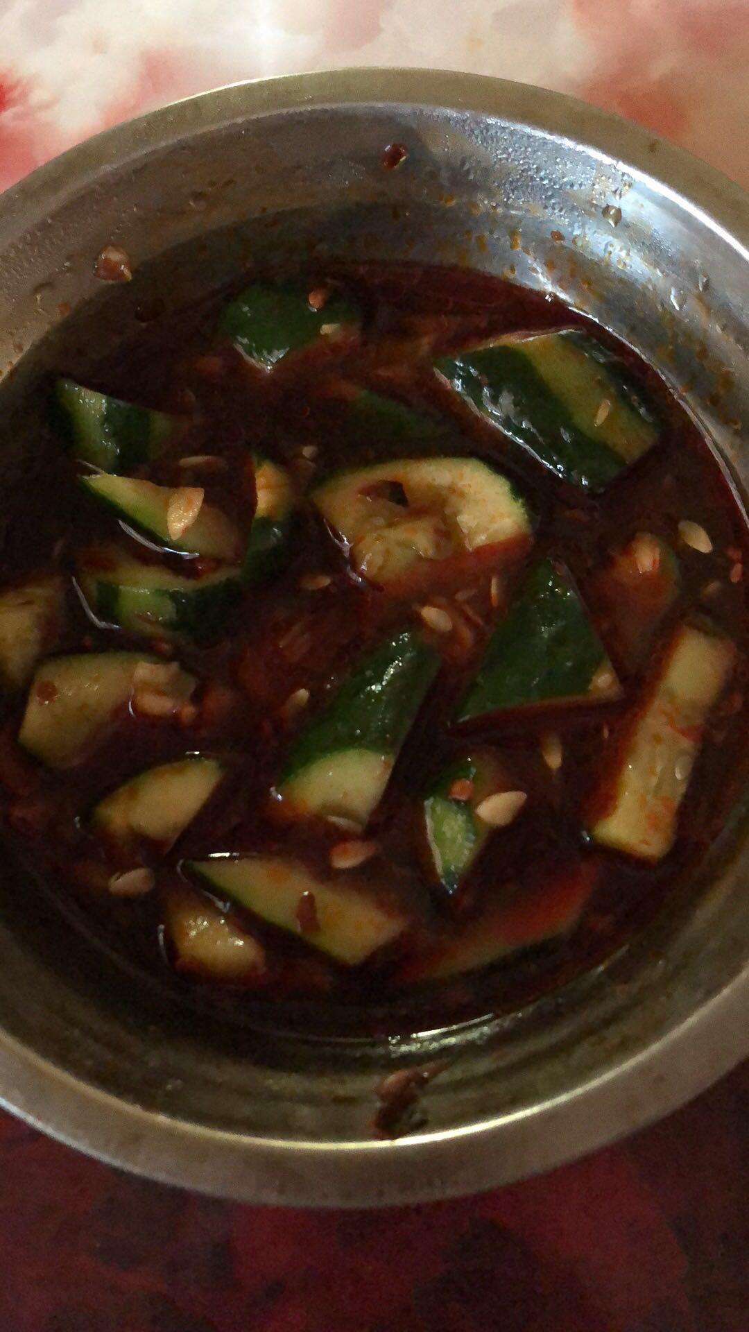 凉拌黄瓜