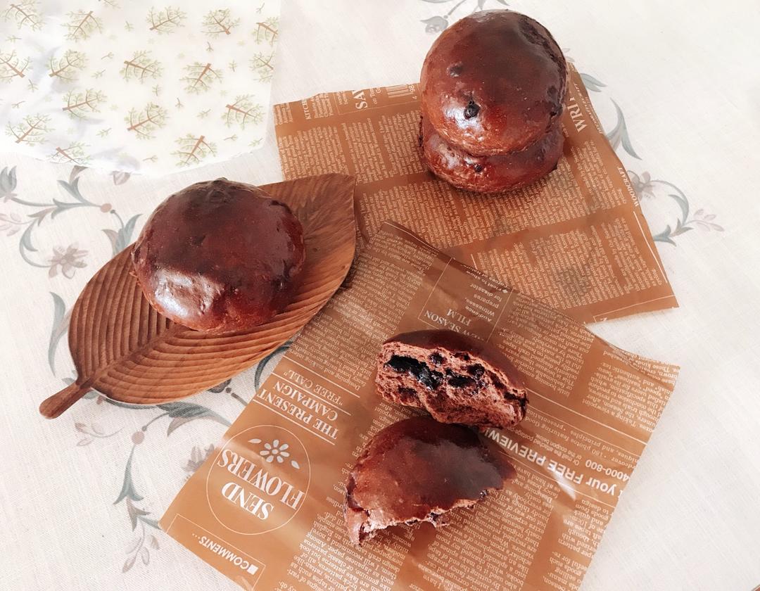 黑眼豆豆面包