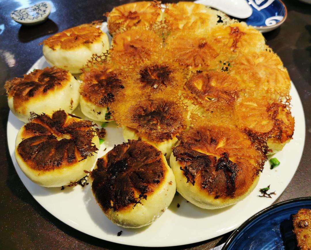 小时候的生煎包